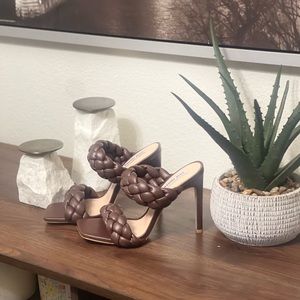 Steve Madden Kenley in Brown Size 9